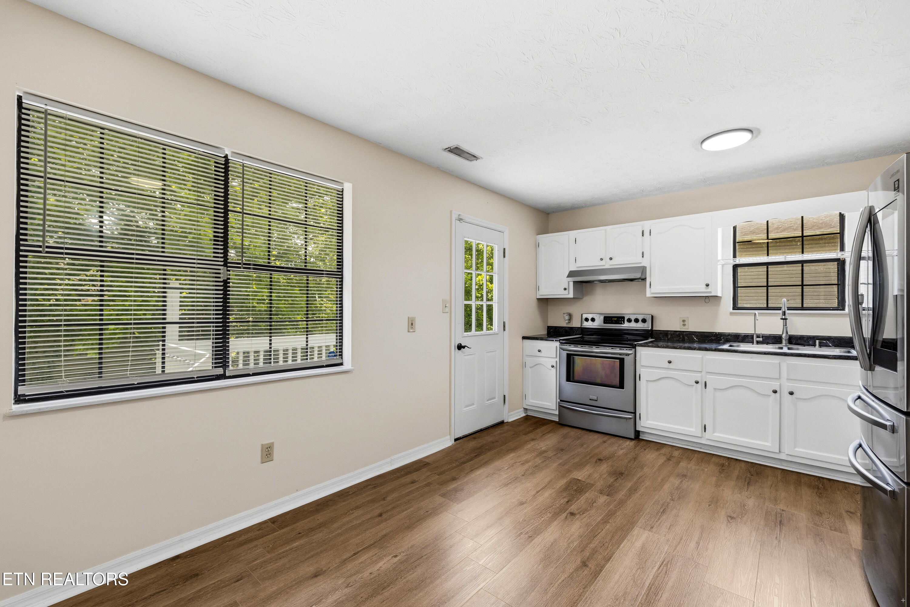 1805 Norlil Road Sevierville, TN 37876 - Photo 7 of 17 Positive Perceptions-8