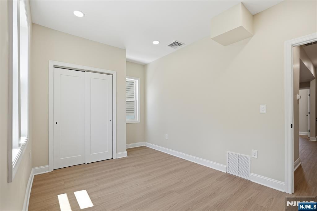 30 Edison Street Bloomfield, NJ 07003 - Photo 11 of 44