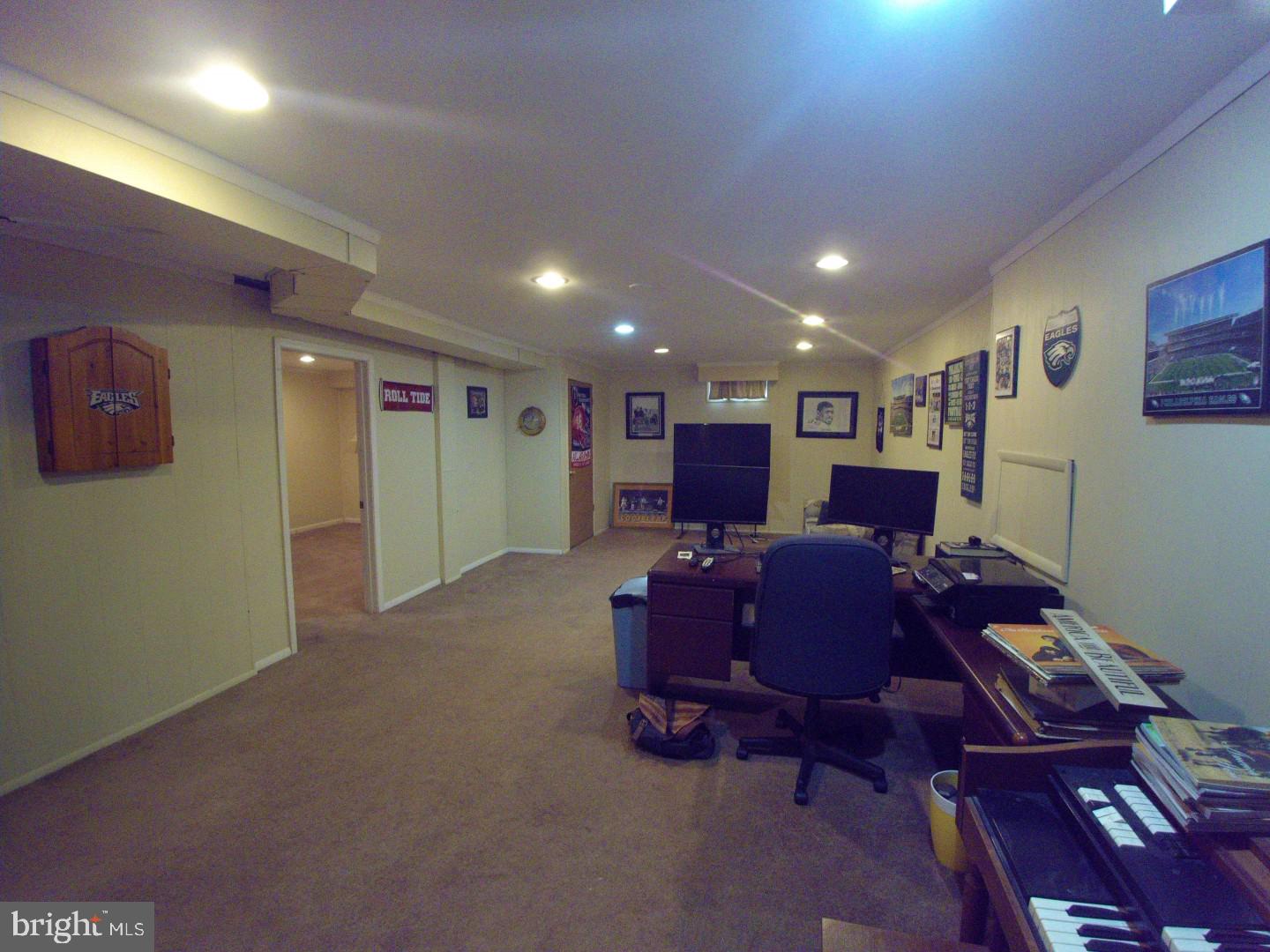 706 Bridgeview Road Feasterville-Trevose, PA 19053 - Photo 39 of 40 Gallery Image 39