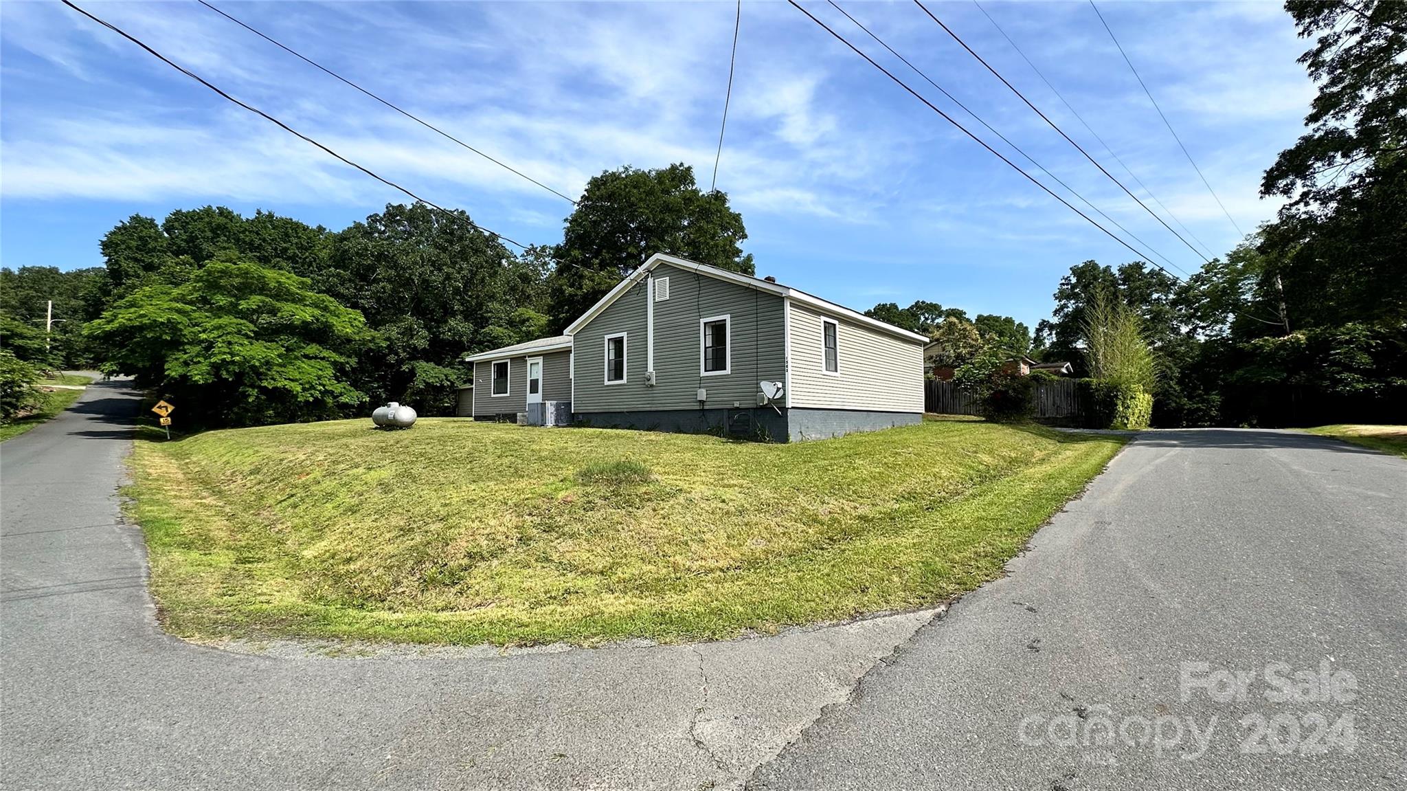 1503 Riley Street Albemarle, NC 28001 - Photo 2 of 36 Gallery Image 2