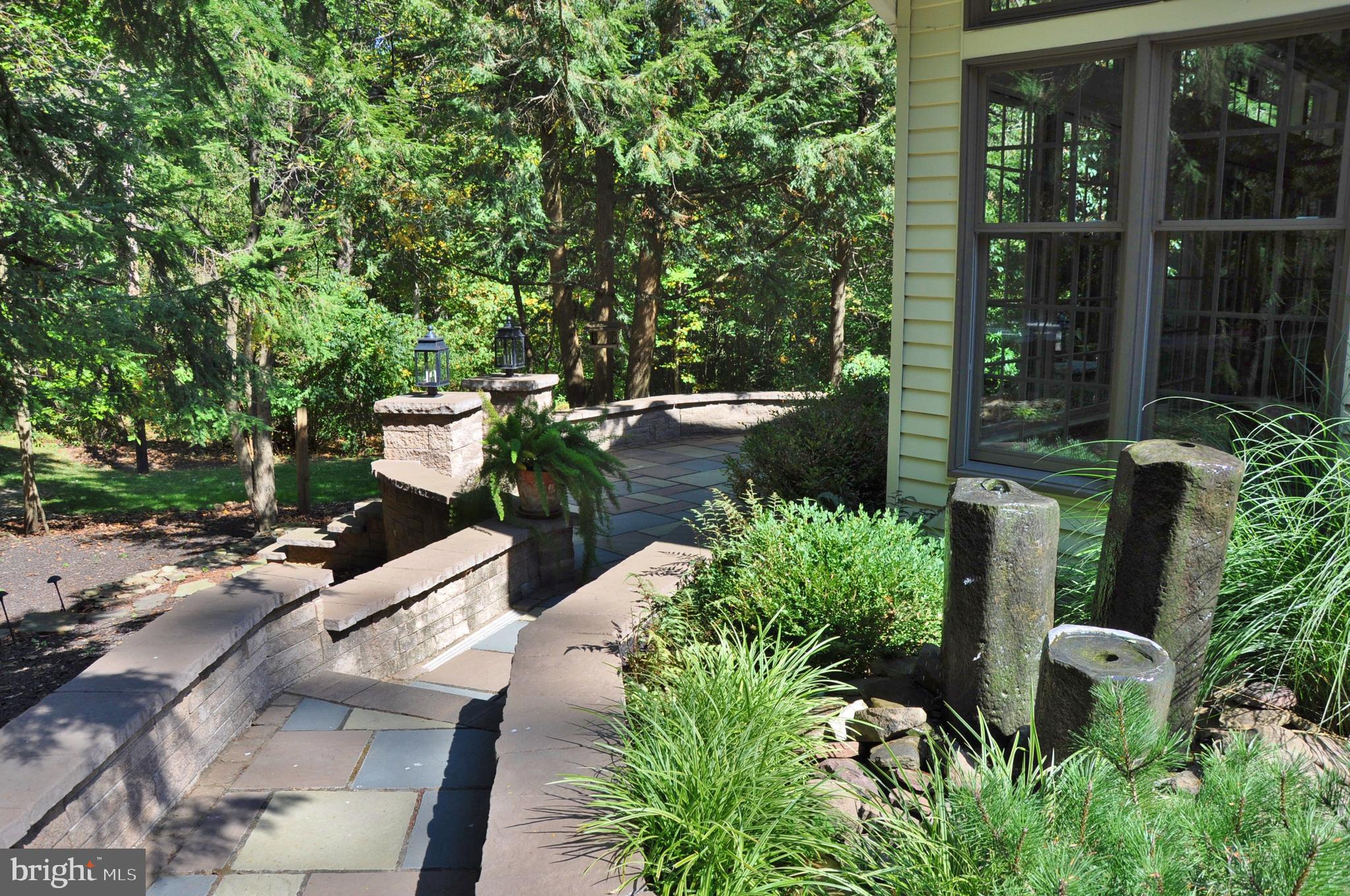2002 Aldinger Lane Spring Grove, PA 17362 - Photo 8 of 81