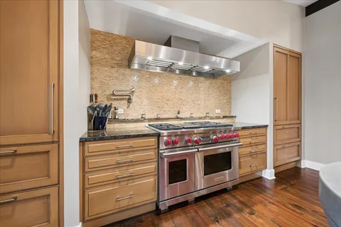 $1,675,000 | 83 Lakeview Parkway, Barrington, IL 60010