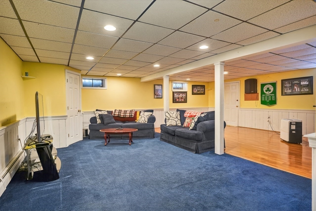 15 Fox Run Road Medway, MA 02053 - Photo 24 of 35 Gallery Image 24