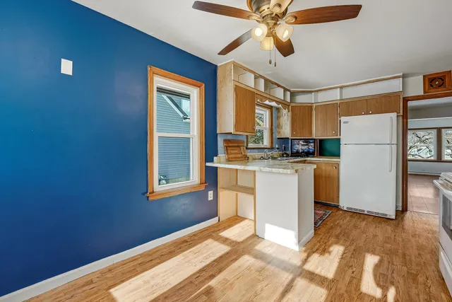 $250,000 | 1411 Woodland Avenue, Eau Claire, WI 54701