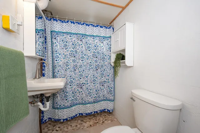 $250,000 | 1411 Woodland Avenue, Eau Claire, WI 54701