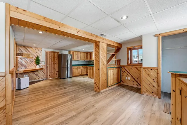 $250,000 | 1411 Woodland Avenue, Eau Claire, WI 54701