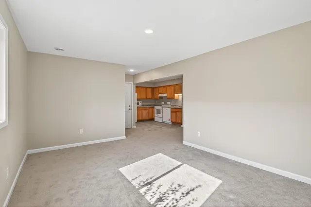 $160,000 | 1761 8th Avenue, Newport, MN 55055