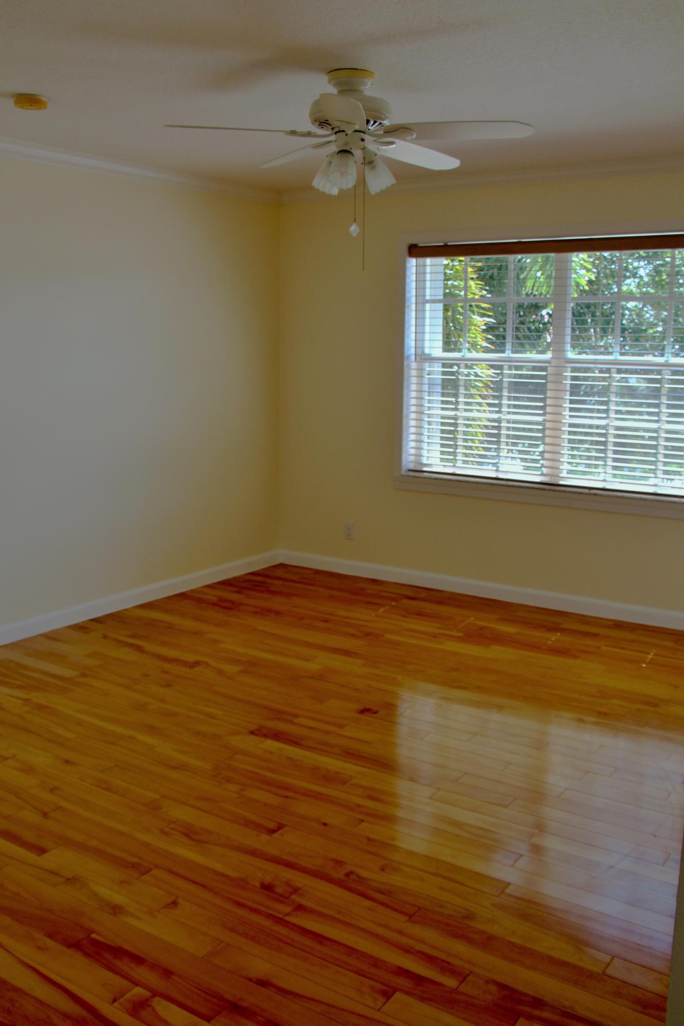233 Sparrow Point Jupiter, FL 33458 - Photo 11 of 33 Loft