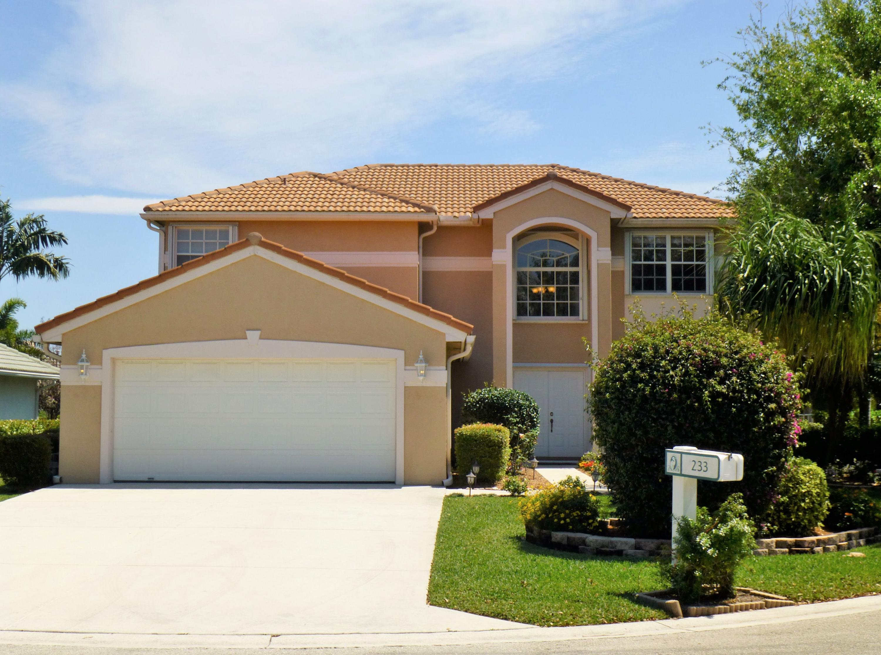 233 Sparrow Point Jupiter, FL 33458 - Photo 3 of 33 Front
