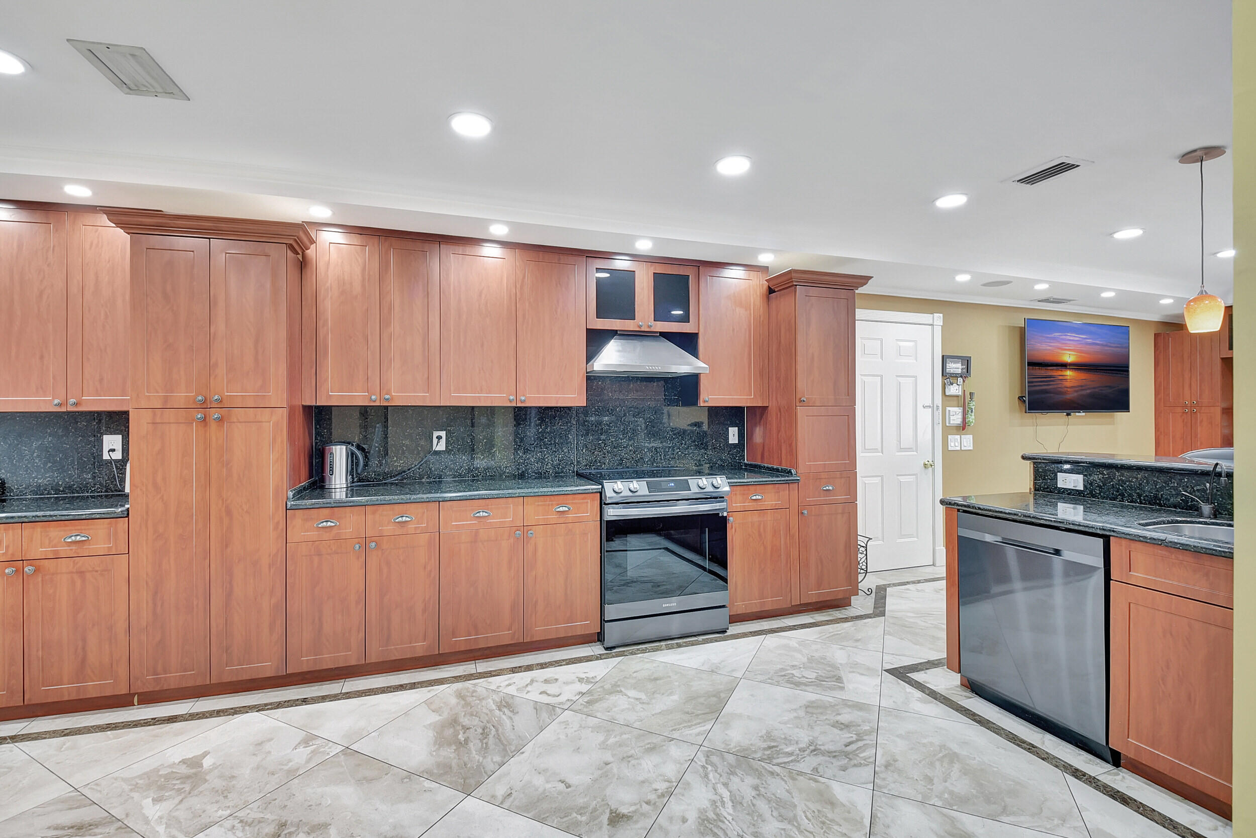 10573 Wheelhouse Circle Boca Raton, FL 33428 - Photo 10 of 34 13_dsc_2606