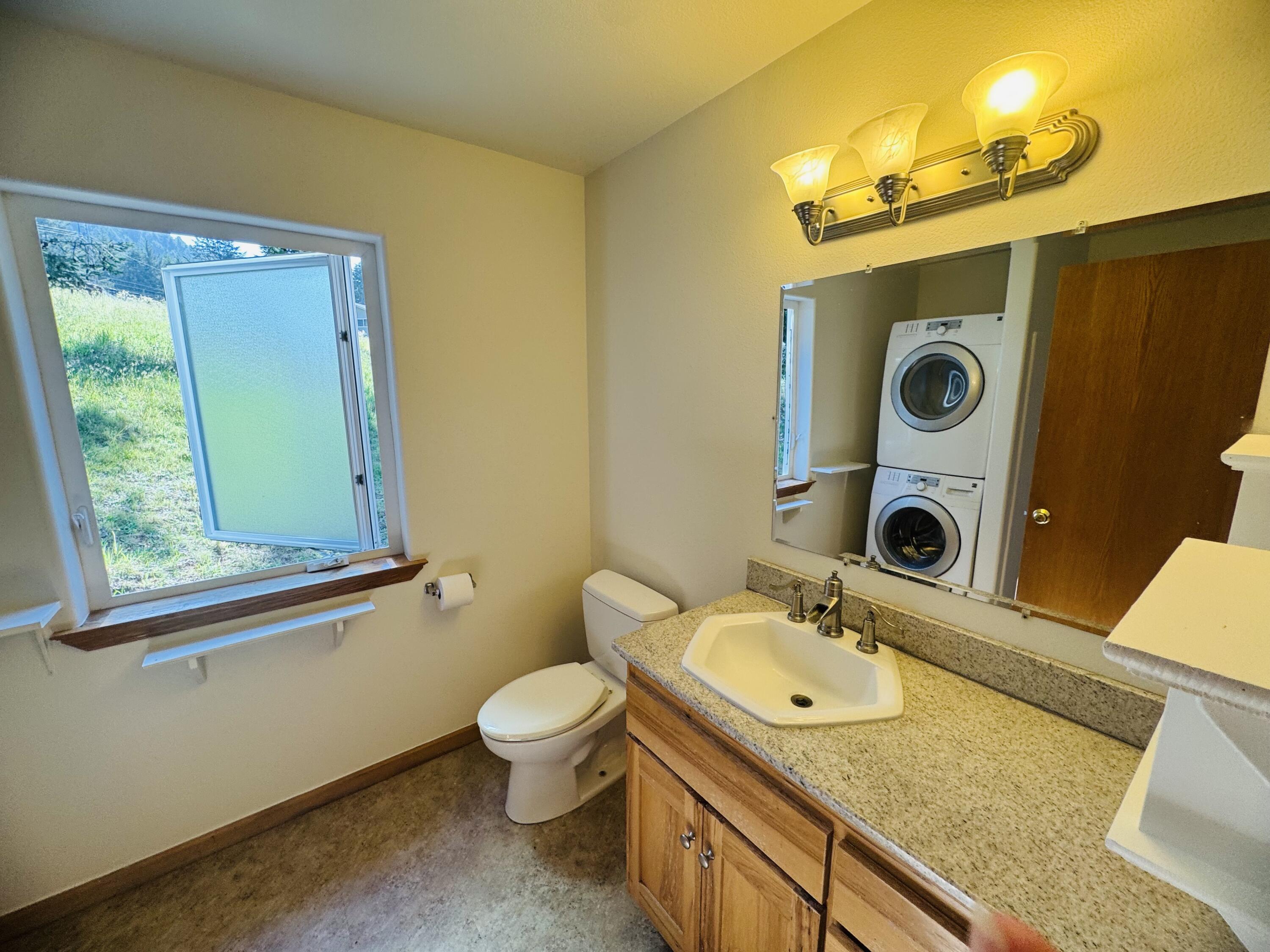 77 Hickory Road Shelter Cove, CA 95589 - Photo 18 of 23