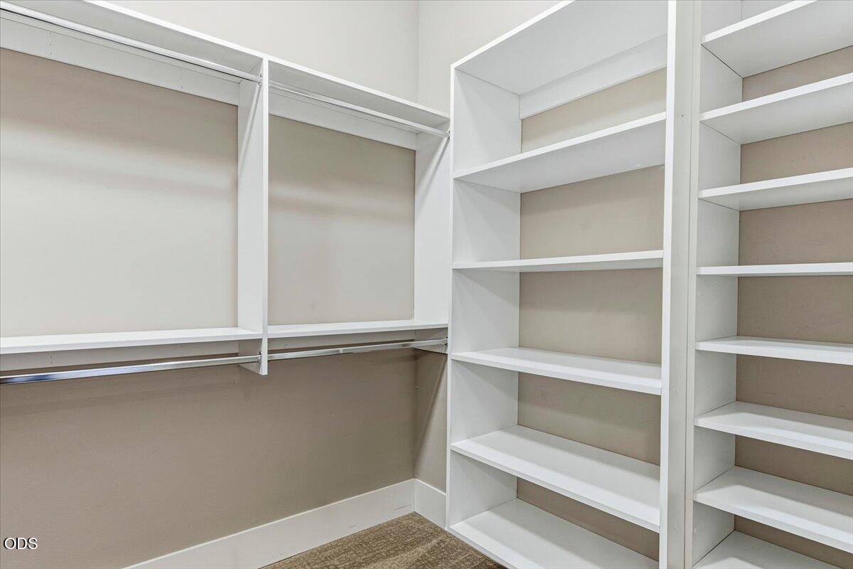 61333 Kindle Rock Loop Bend, OR 97702 - Photo 38 of 53 a view of an empty walk in closet