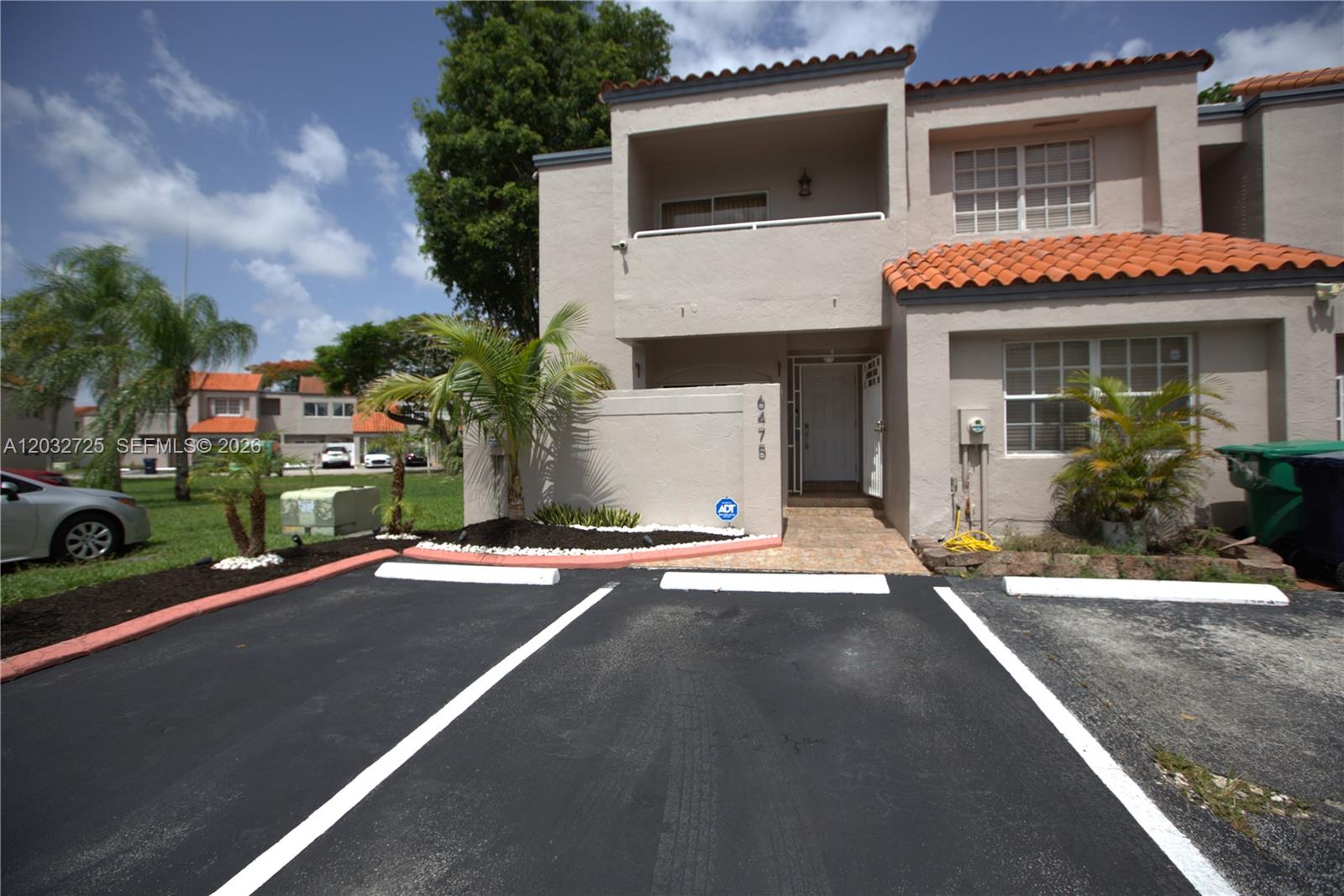 6475 Southwest 129th Avenue Miami, FL 33183 - Photo 2 of 43