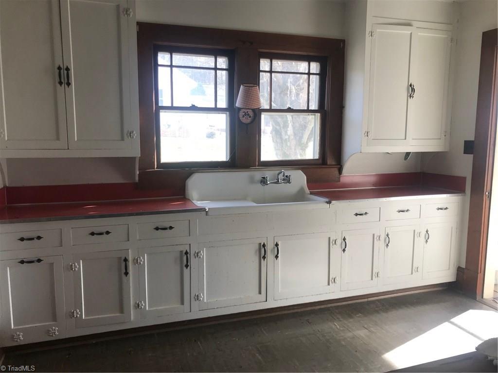 237 John Young Road Lexington, NC 27292 - Photo 5 of 9 Gallery Image 5