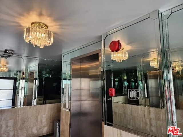 $2,600 | 2308 Schader Drive, Unit 102, Santa Monica, CA 90404