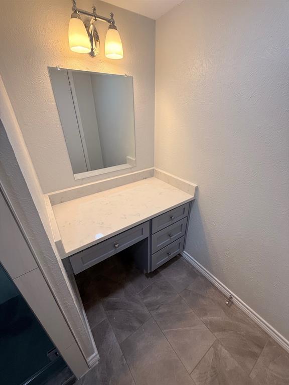 3933 Inwood Road, Unit 2025 Dallas, TX 75209 - Photo 18 of 26