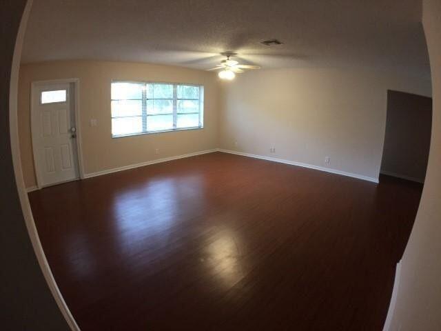 1314 Northwest 2nd Circle Boca Raton, FL 33432 - Photo 4 of 20 Livingrm