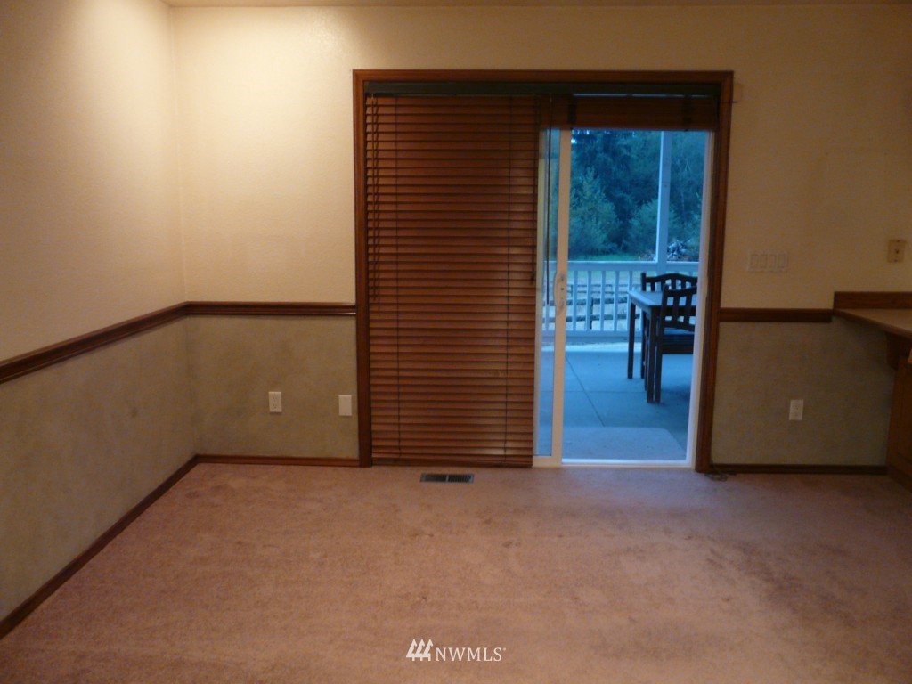 19802 South Carpenter Road Snohomish, WA 98290 - Photo 5 of 9