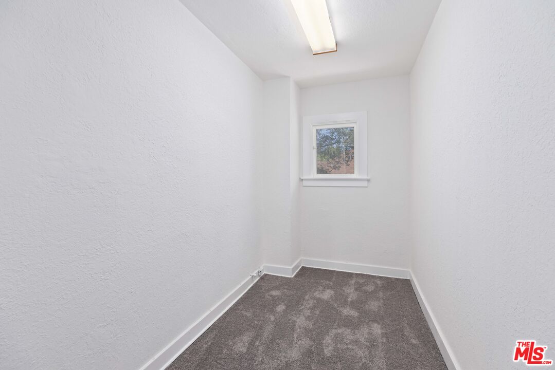 4107 Mission Inn Avenue Riverside, CA 92501 - Photo 18 of 37