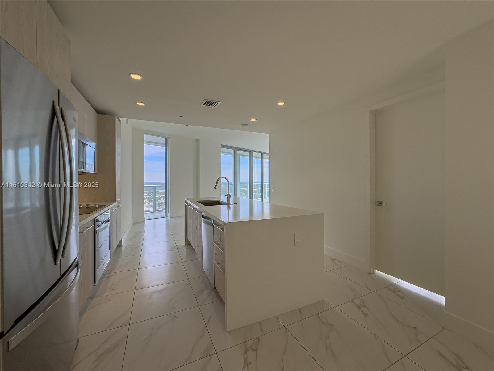 2000 Metropica Way, Unit 2009 Sunrise, FL 33323 - Photo 14 of 92