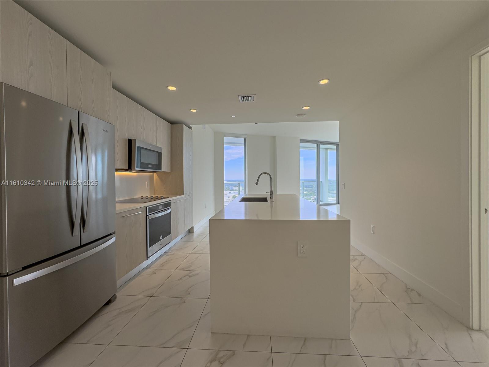 2000 Metropica Way, Unit 2009 Sunrise, FL 33323 - Photo 21 of 92