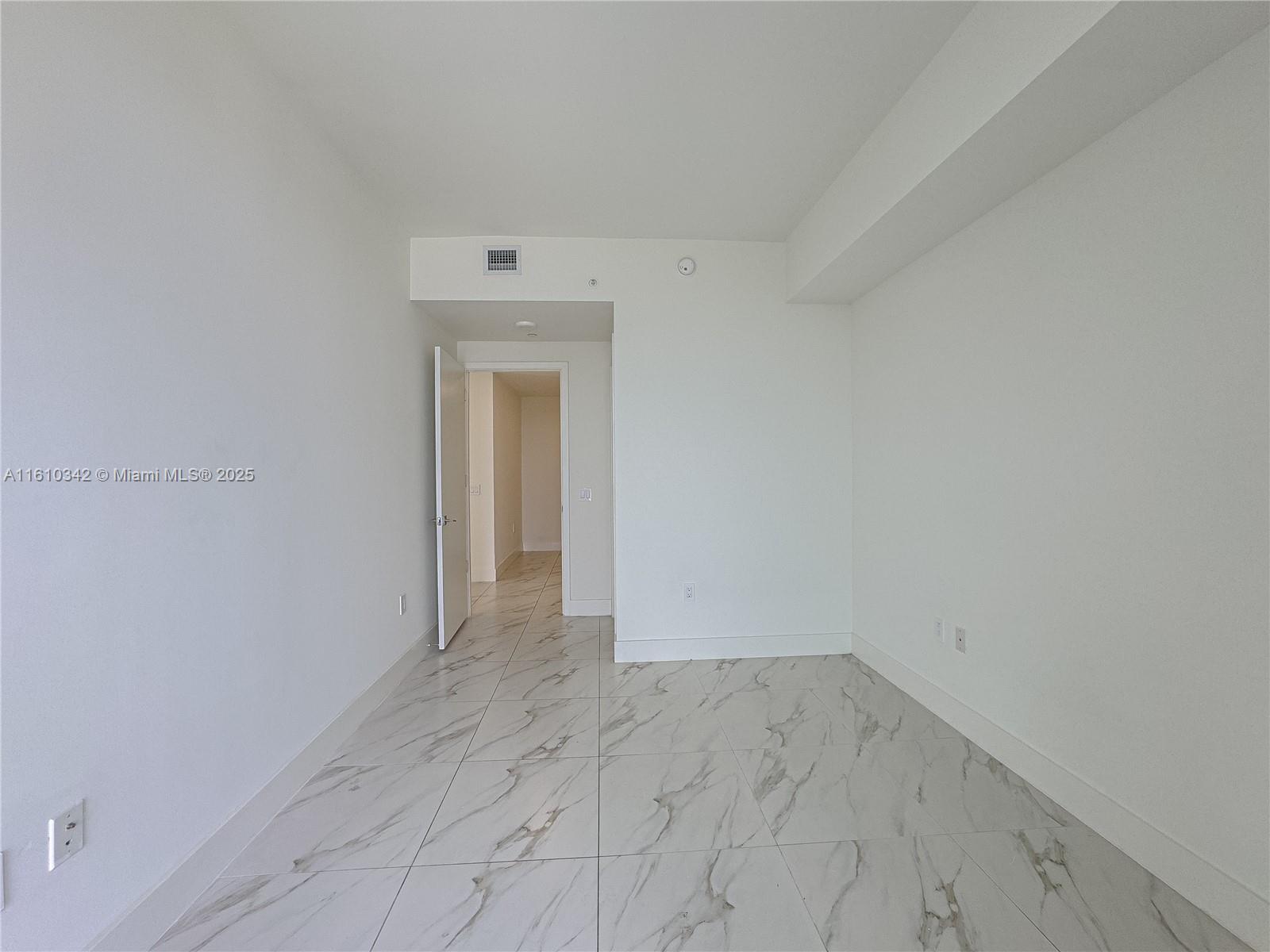 2000 Metropica Way, Unit 2009 Sunrise, FL 33323 - Photo 24 of 92 Bedroom 1