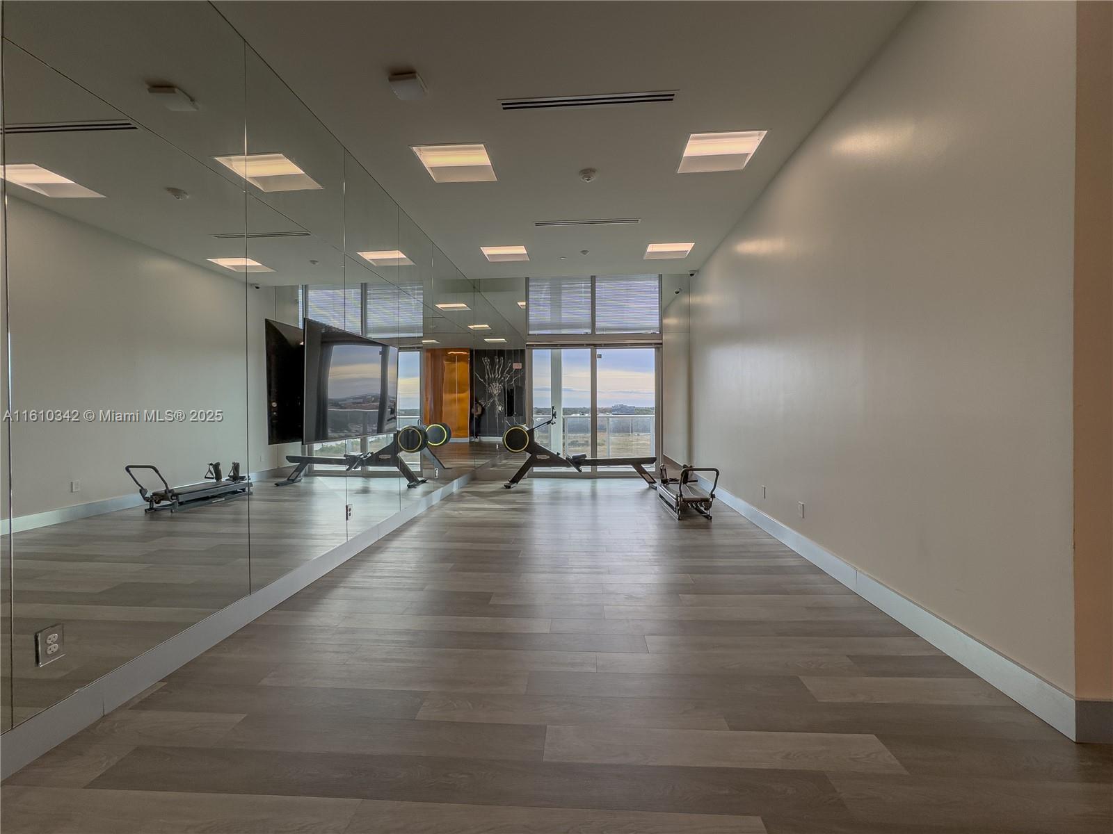 2000 Metropica Way, Unit 2009 Sunrise, FL 33323 - Photo 47 of 92