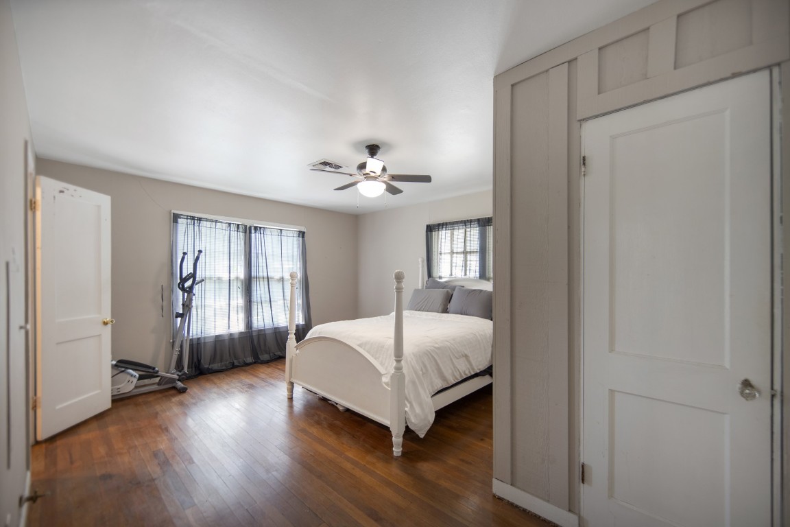 211 15th Street Hempstead, TX 77445 - Photo 13 of 30