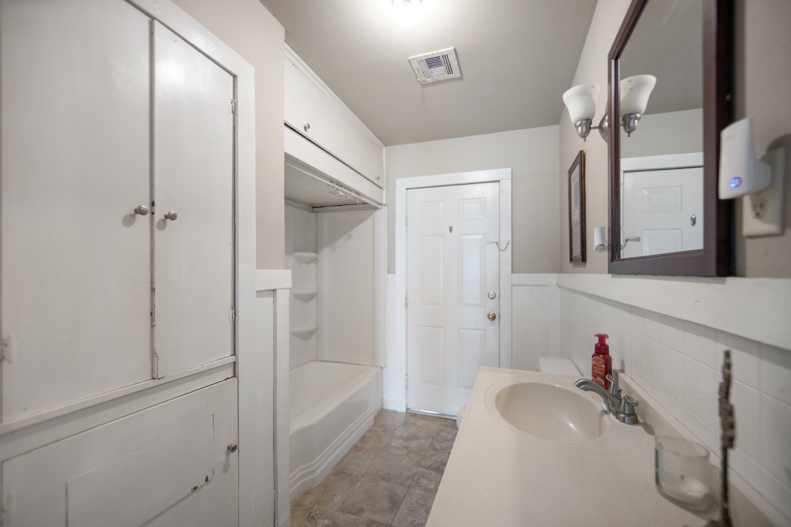 211 15th Street Hempstead, TX 77445 - Photo 19 of 30