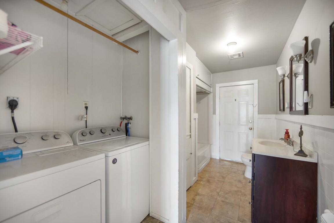 211 15th Street Hempstead, TX 77445 - Photo 20 of 30