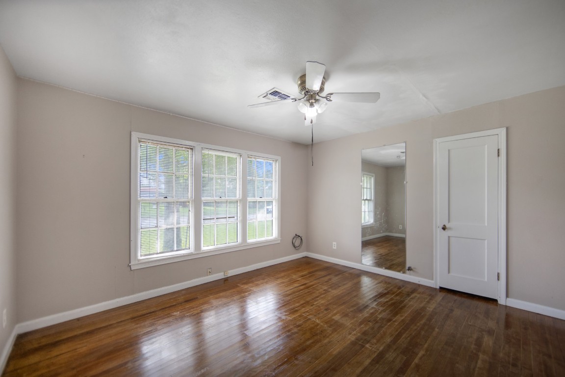 211 15th Street Hempstead, TX 77445 - Photo 21 of 30