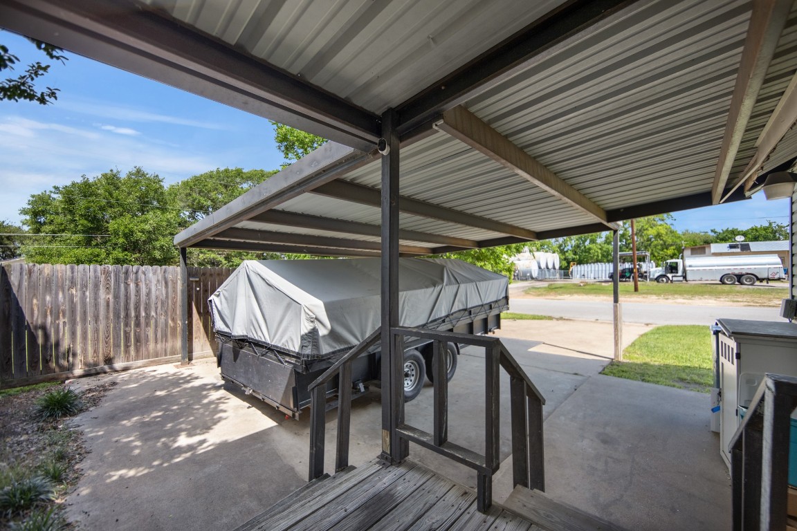 211 15th Street Hempstead, TX 77445 - Photo 22 of 30