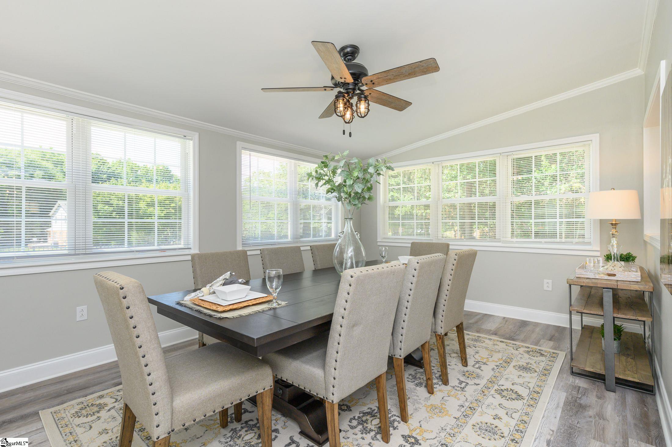 305 Hamby Drive Greenville, SC 29607 - Photo 13 of 33