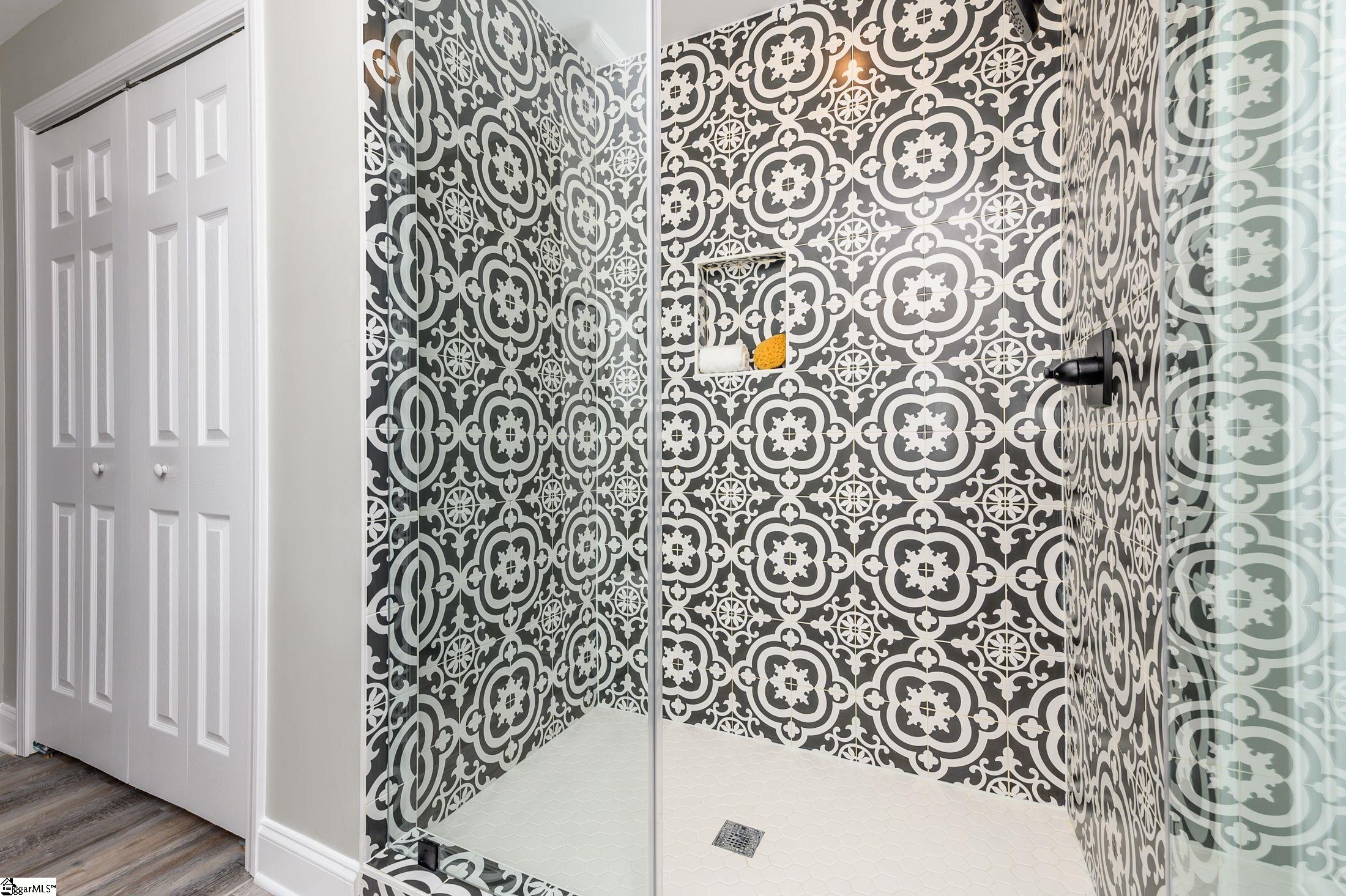 305 Hamby Drive Greenville, SC 29607 - Photo 32 of 33