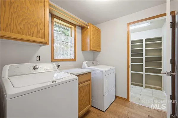 $689,000 | 6667 West Tobi Drive, Boise, ID 83714