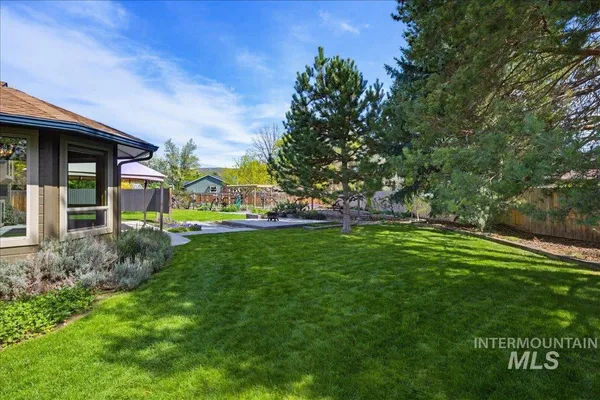 $689,000 | 6667 West Tobi Drive, Boise, ID 83714