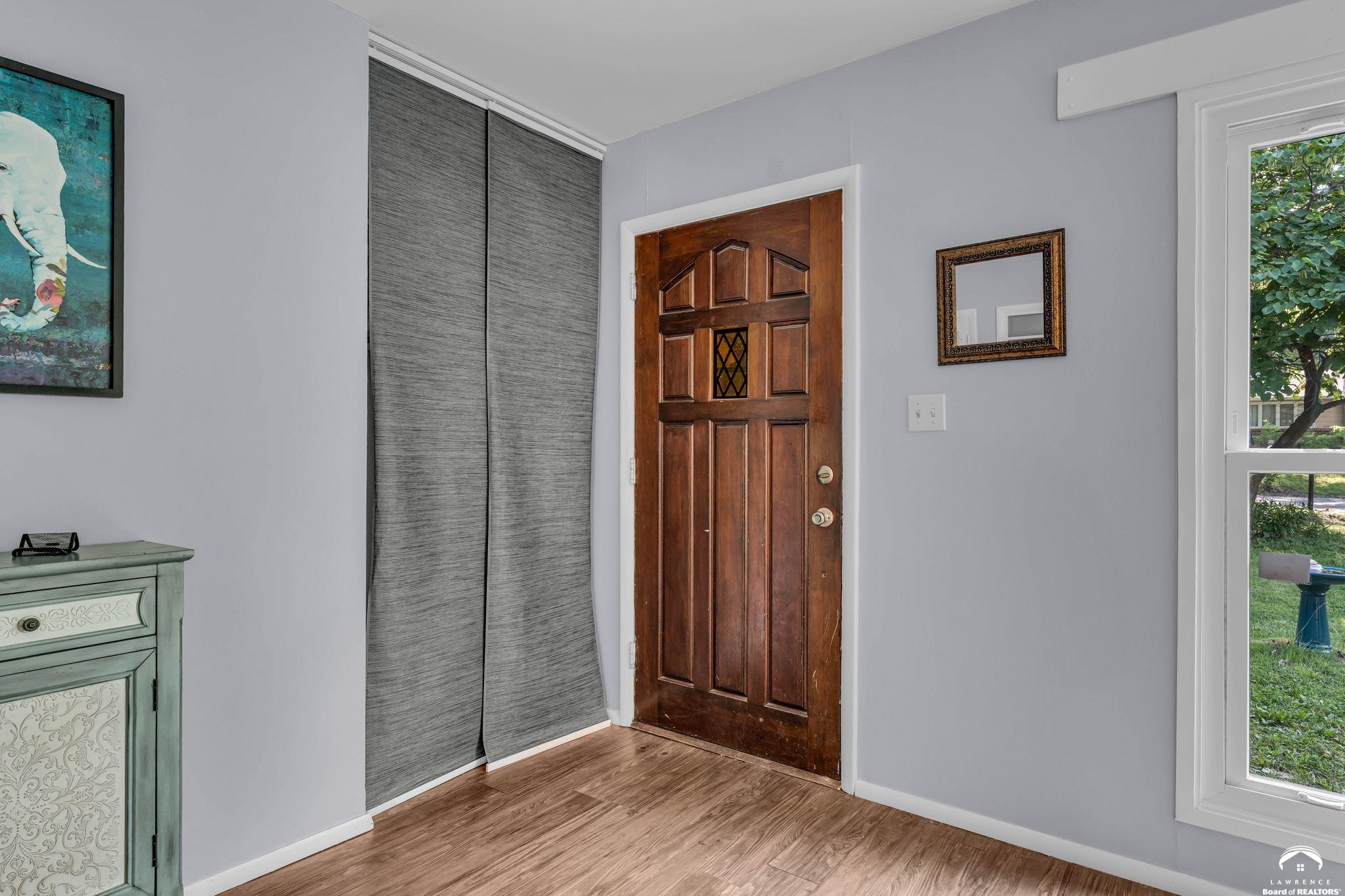1630 Delaware Street Lawrence, KS 66044 - Photo 8 of 37