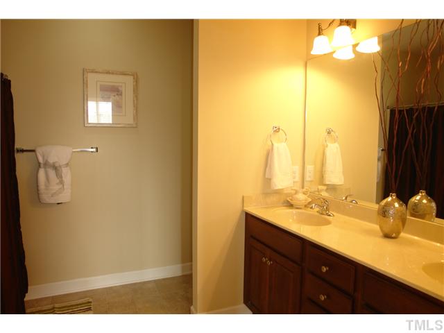 7237 Ladbrooke Street Raleigh, NC 27617 - Photo 16 of 23 Gallery Image 16