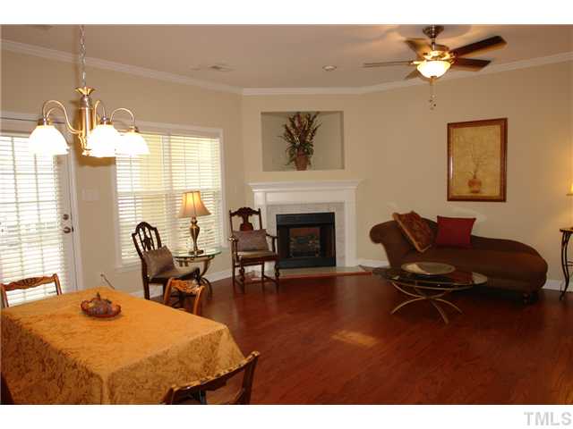 7237 Ladbrooke Street Raleigh, NC 27617 - Photo 8 of 23 Gallery Image 8