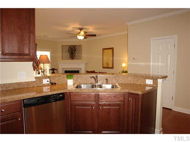 7237 Ladbrooke Street Raleigh, NC 27617 - Photo 10 of 23 Gallery Image 10