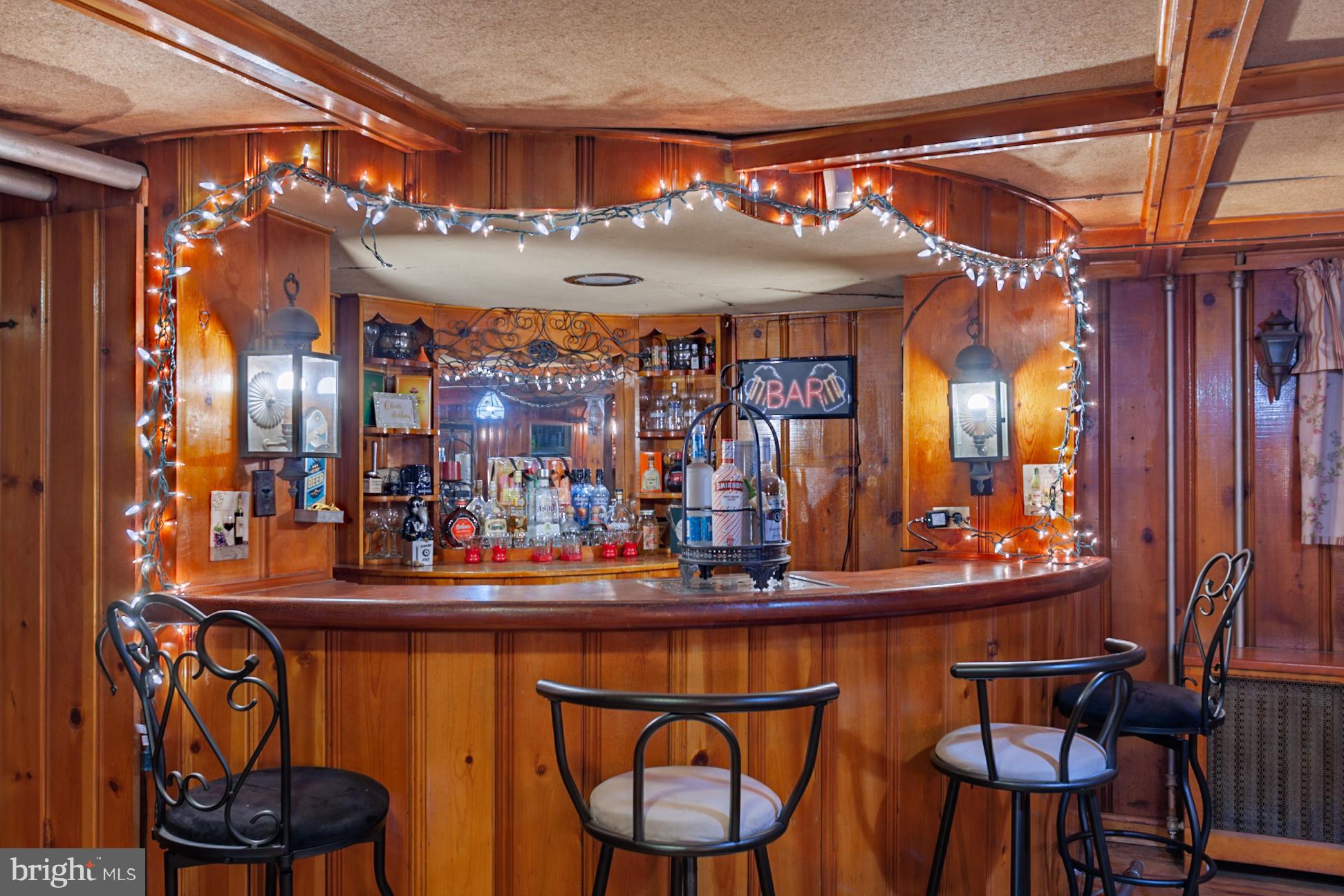 3200 Beverly Road Baltimore, MD 21214 - Photo 13 of 30 Custom Bar in Basement