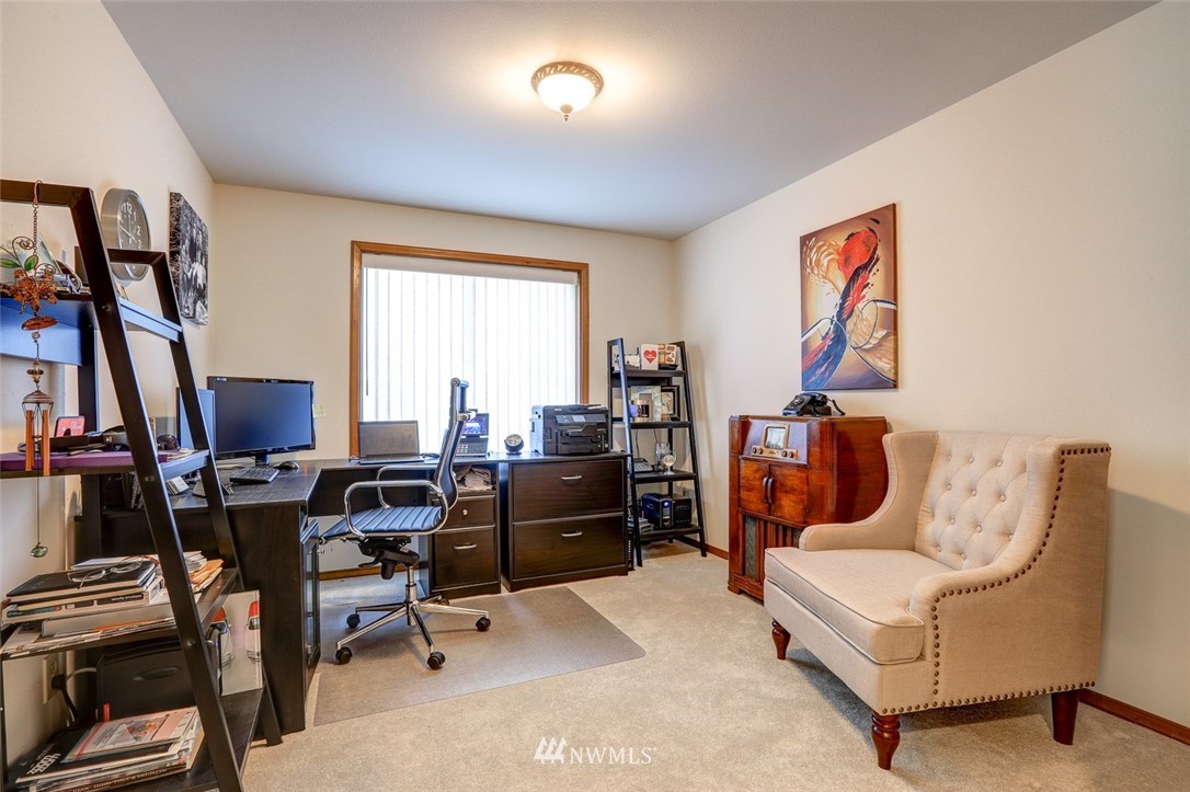 11000 164th Avenue Southeast Renton, WA 98059 - Photo 19 of 25
