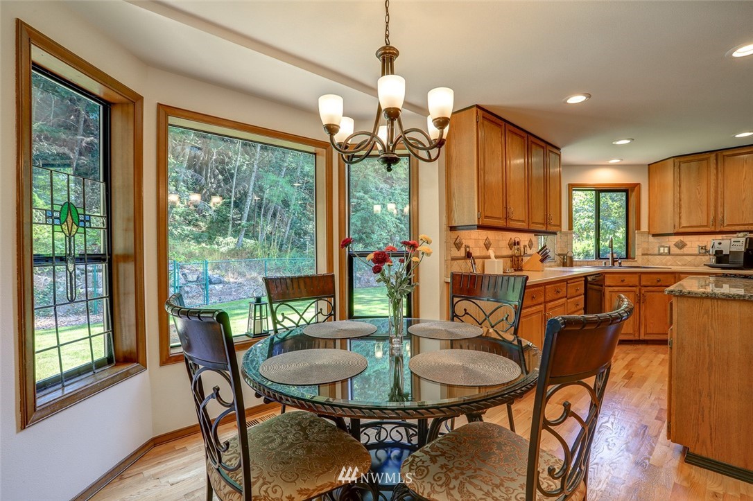 11000 164th Avenue Southeast Renton, WA 98059 - Photo 10 of 25