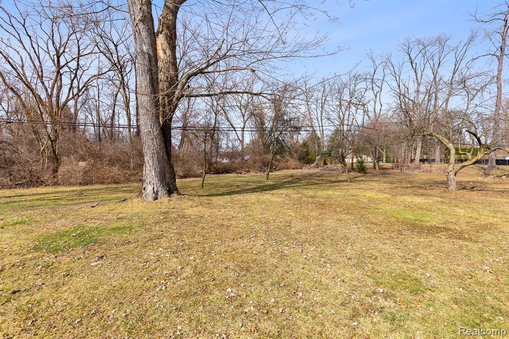 3678 John R Road Rochester Hills, MI 48307 - Photo 39 of 44
