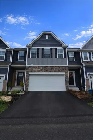 $3,500 | 605 Alessia Court, Coraopolis, PA 15108