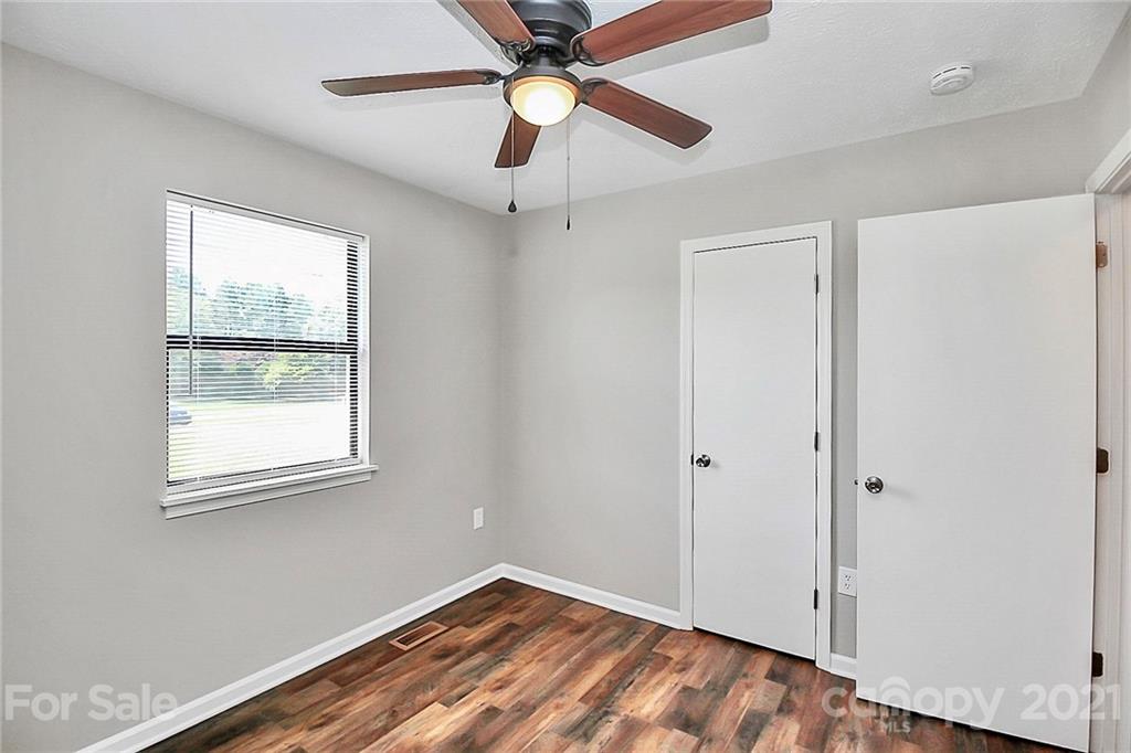 318 Ebenezer Road Kings Mountain, NC 28086 - Photo 36 of 43 Gallery Image 36