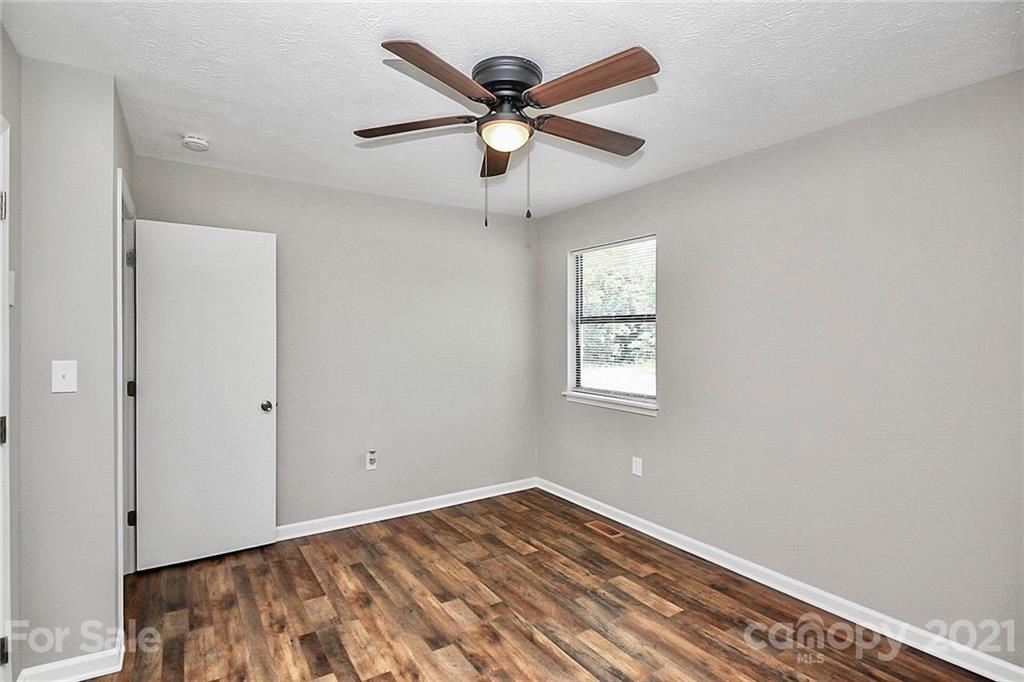318 Ebenezer Road Kings Mountain, NC 28086 - Photo 42 of 43 Gallery Image 42