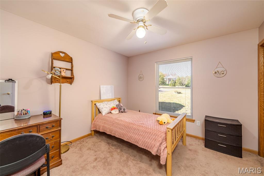 565 Cedar Lane Sullivan, MO 63080 - Photo 13 of 38