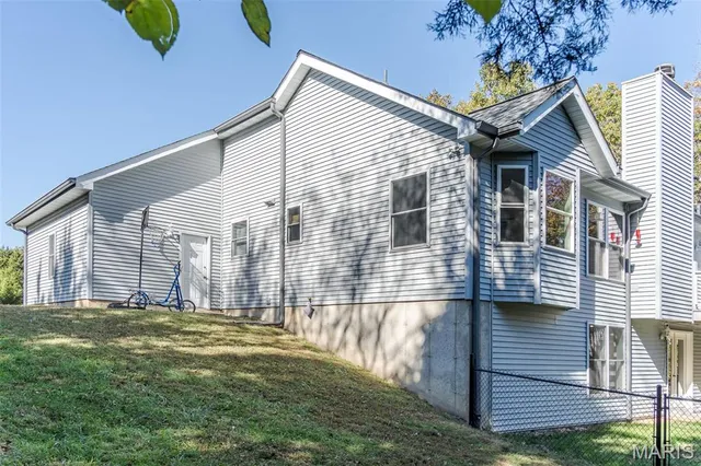 $439,900 | 565 Cedar Lane, Sullivan, MO 63080