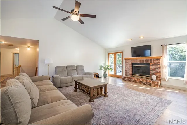 $439,900 | 565 Cedar Lane, Sullivan, MO 63080